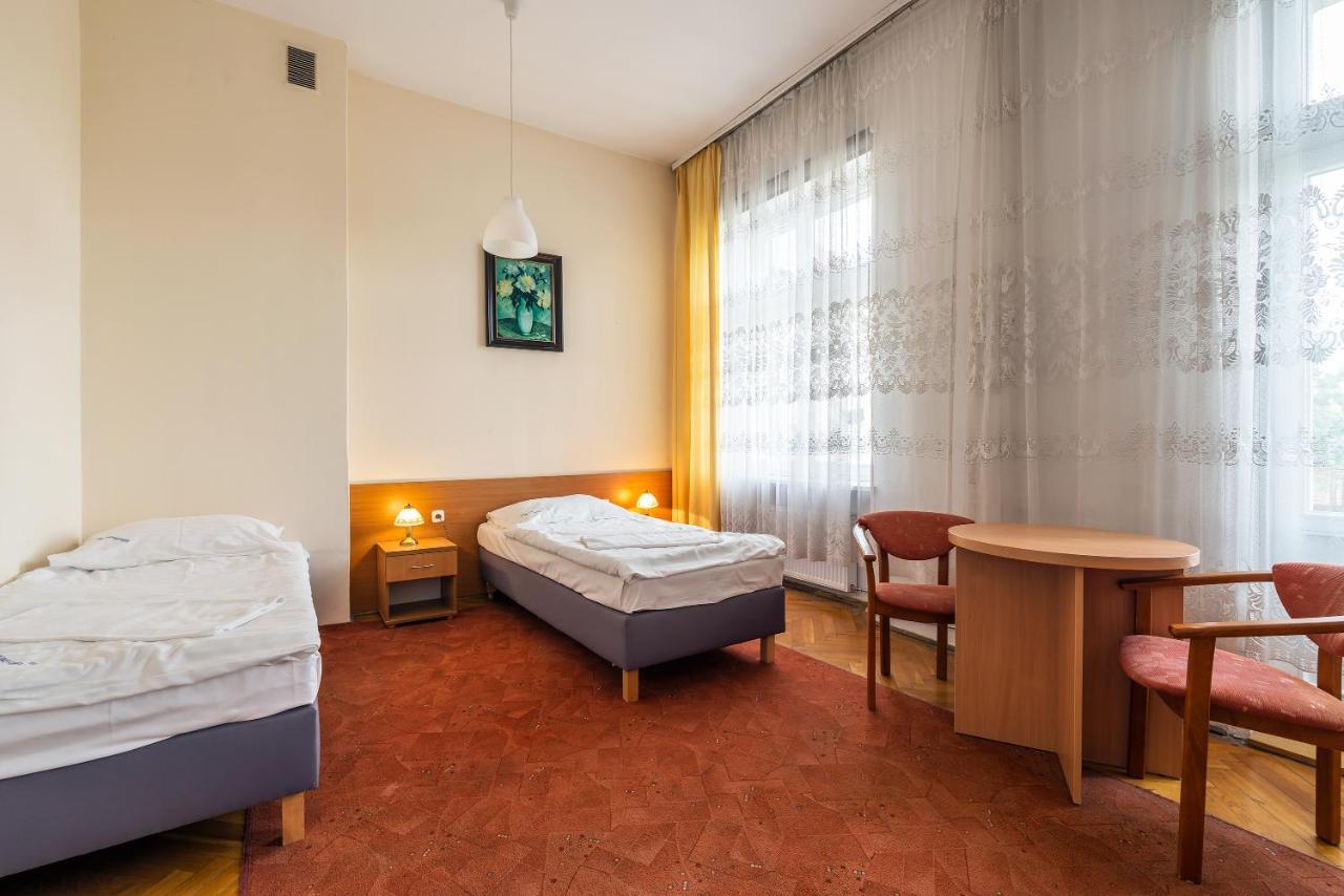 Savoy Wroclaw Hostel Exterior foto